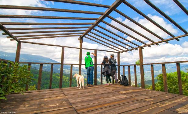 Mirador Los 3 Volcanes en San Cristóbal El Alto Antigua Guatemala.