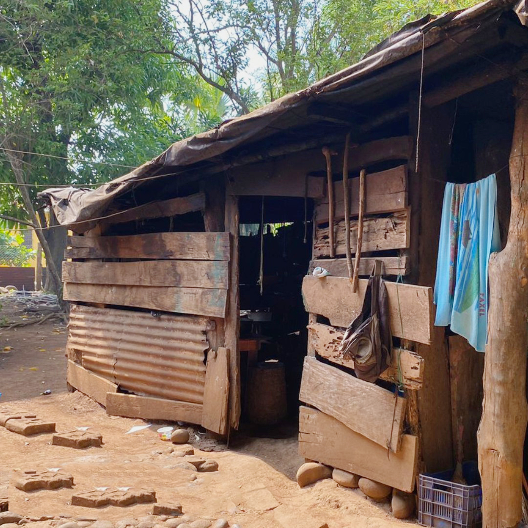 La organización que ayuda a familias en la construcción de viviendas en ...